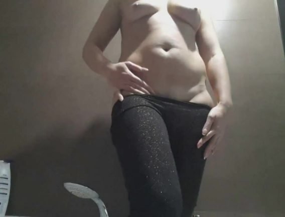Shiny_Tights_Poop.mp4.00004.jpg Shiny_Tights_Poop.mp4.00004.jpg