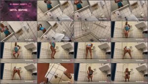 In the pool shower - suddenly came the sausage.ScrinList