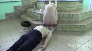 Female defecation into slave’s mouth after bathing 00003