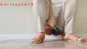 Marina cums and shits backstage between speech 00001