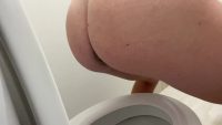 Toilet constipation - What iron supplements do to you 00000
