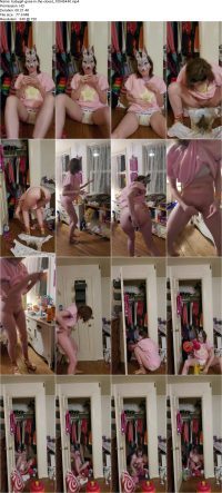 babygirl-goes-in-the-closet_10045440.ScrinList