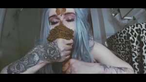ITS ALIVE! scat poop fetish 00002 ITS ALIVE! scat poop fetish 00002