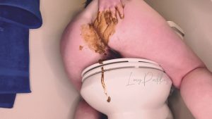 LucyPuddles - Mushy Smear On My Soles Poop Videos Xxx_Scatbb 00002
