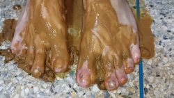 I LOVE FILLING MY CUTE FEET WITH SHIT 00003