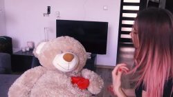 Teddy bear smell my gas 00003 Teddy bear smell my gas 00003