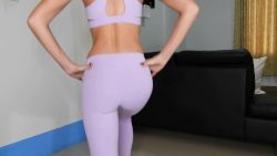 New Scat Yoga Pants And Sports Bra 00000