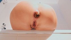 Bathtube shi67657567567t and piss 00001